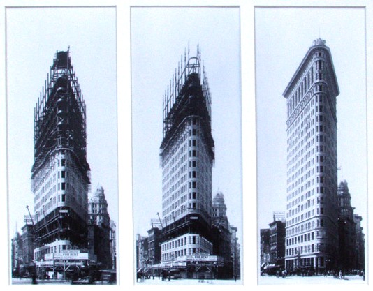 Flatiron_Building_Construction,_New_York_Times_-_Library_of_Congress,_1901-1902_crop